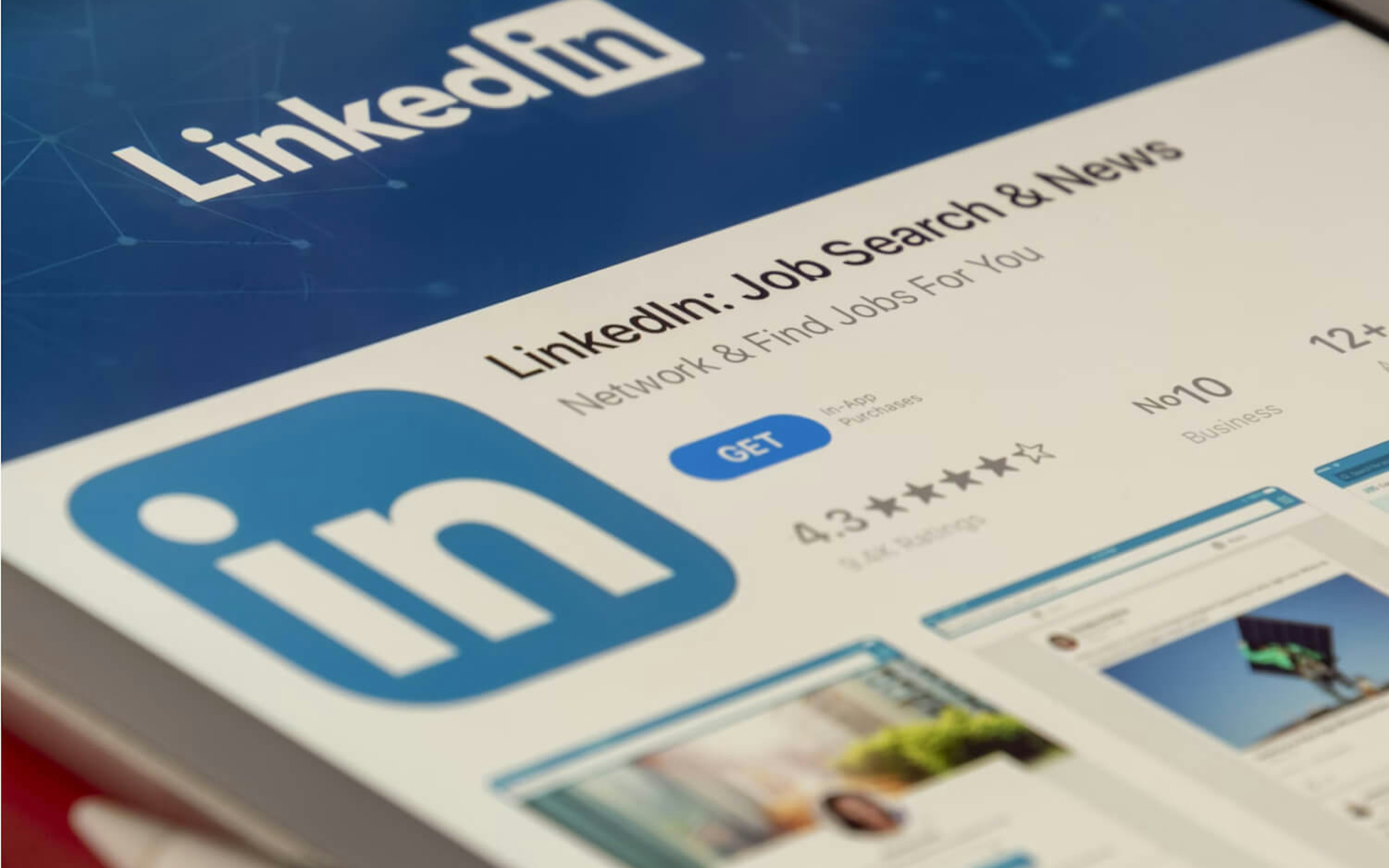 What is the Best Time to Post on LinkedIn? (in 2024)